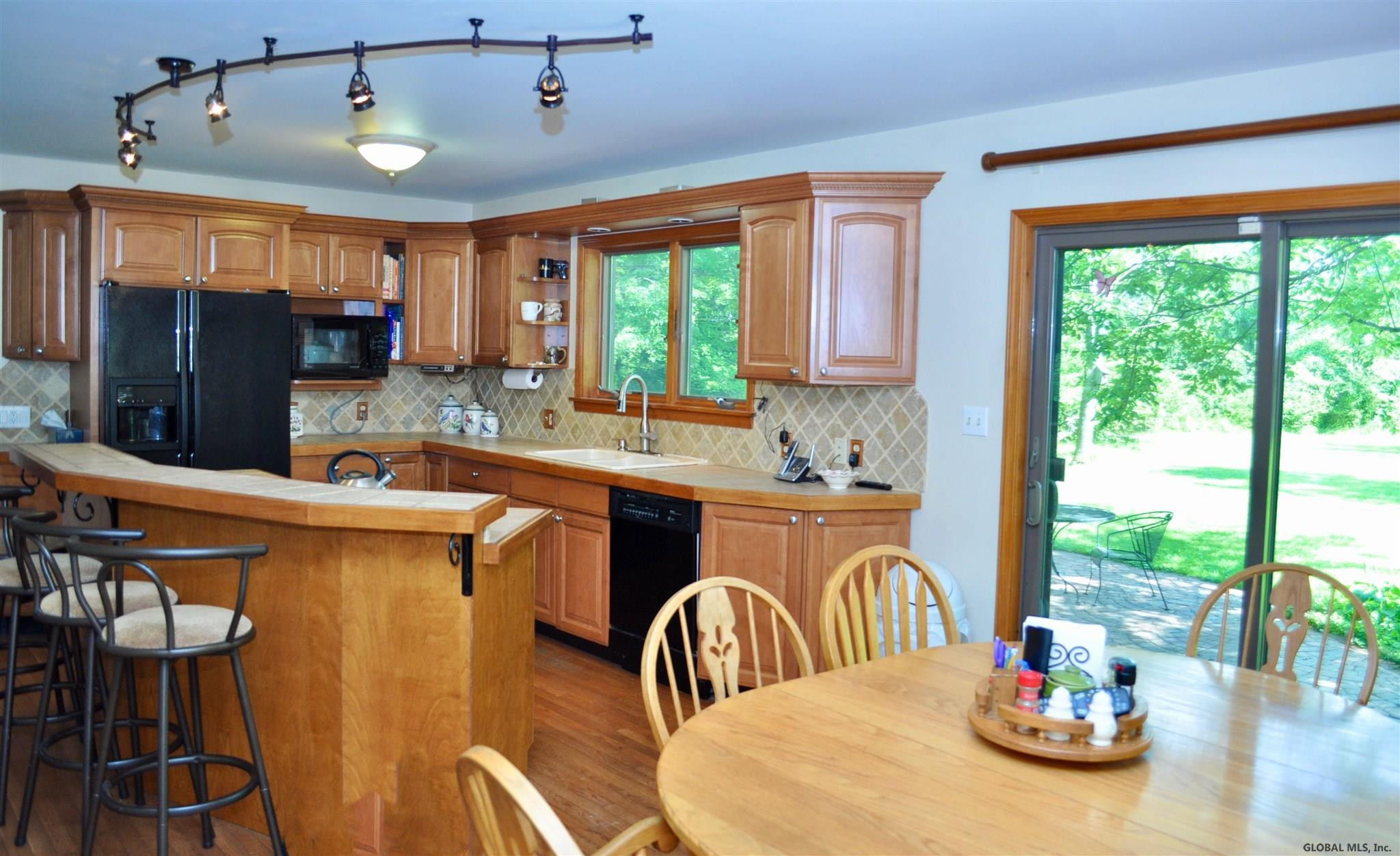 116 Hartley Road Florida, NY 12010 - Photo 10 of 92 Photo 10