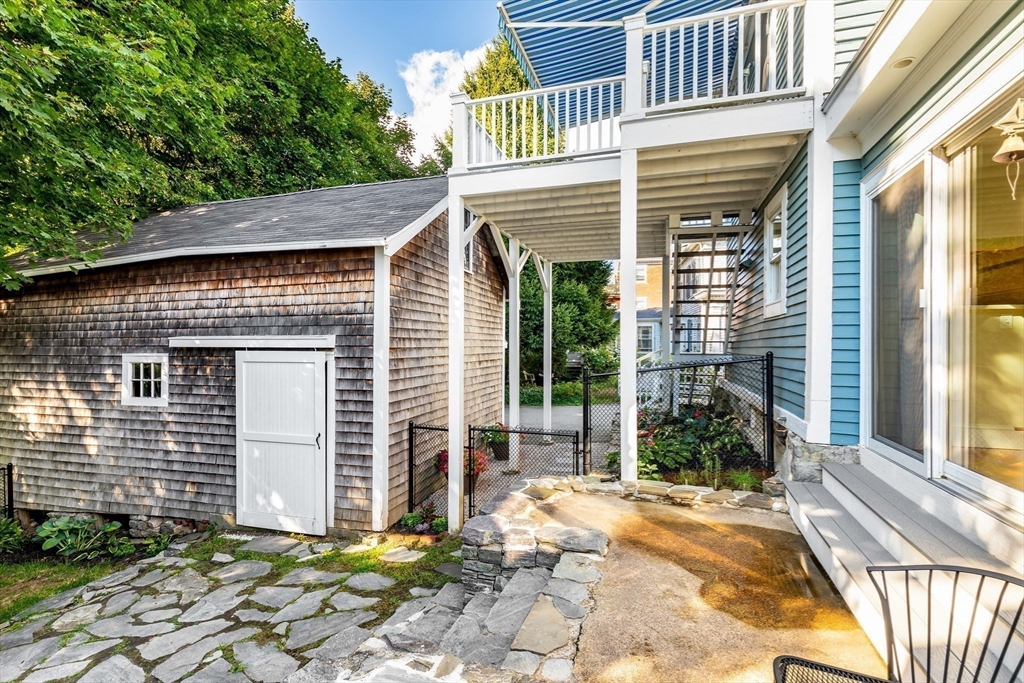 138 State Street, Unit 1 Newburyport, MA 01950 - Photo 32 of 35