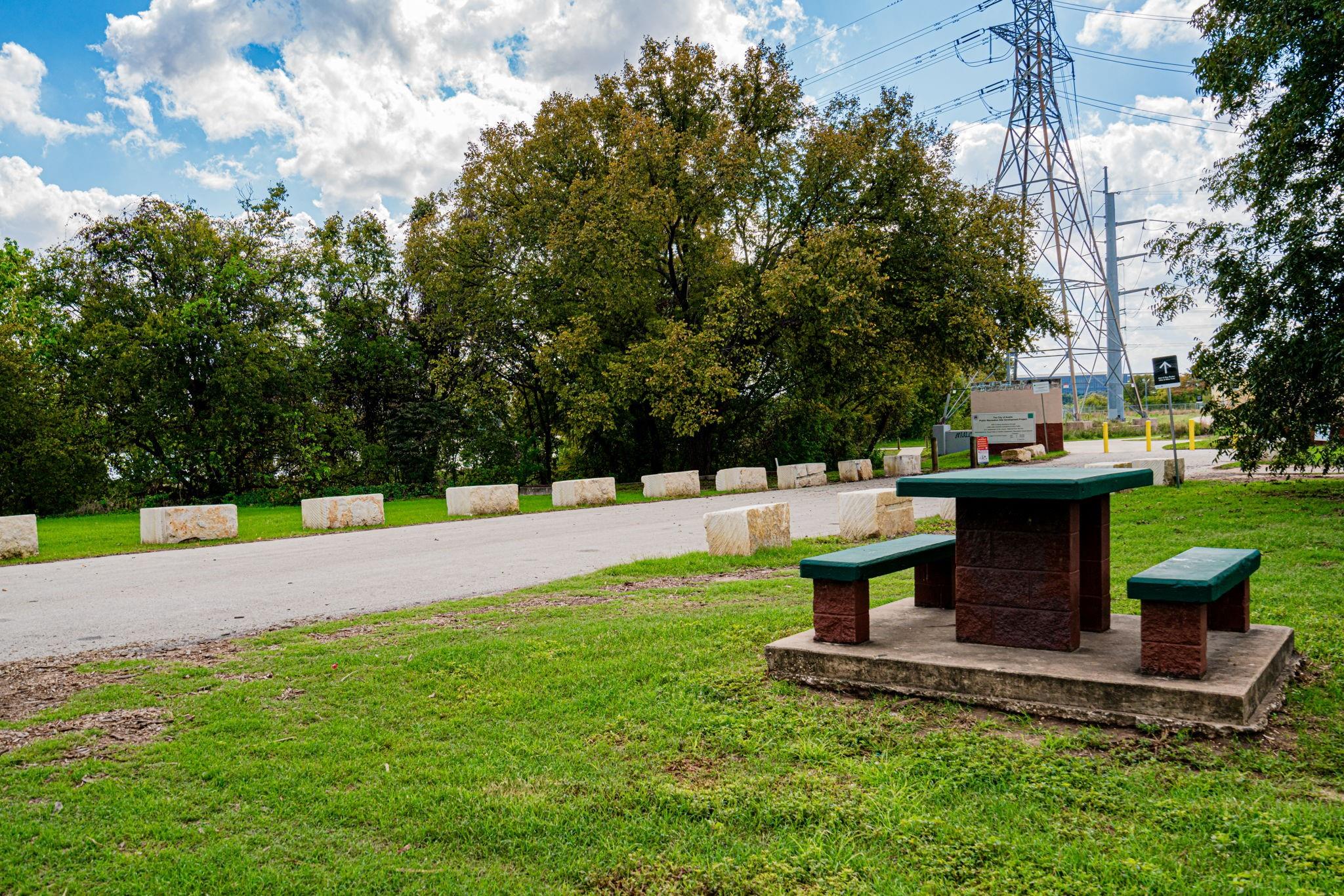 72 San Saba Street Austin, TX 78702 - Photo 22 of 23 View of property's community