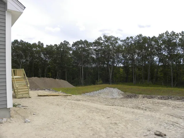 $819,900 | 313 Karatzas Avenue, Unit LOT 19, Manchester, NH 03104