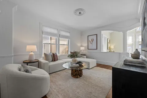 $1,199,000 | 399 East Deerpath Road, Lake Forest, IL 60045