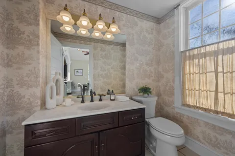 $1,199,000 | 399 East Deerpath Road, Lake Forest, IL 60045