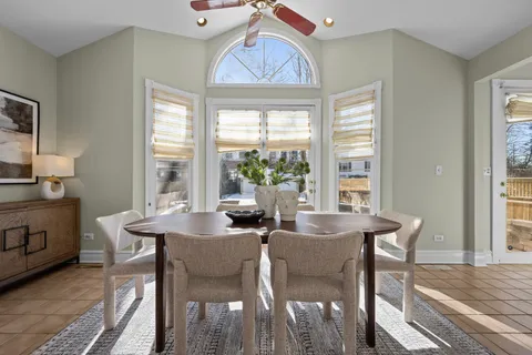 $1,199,000 | 399 East Deerpath Road, Lake Forest, IL 60045