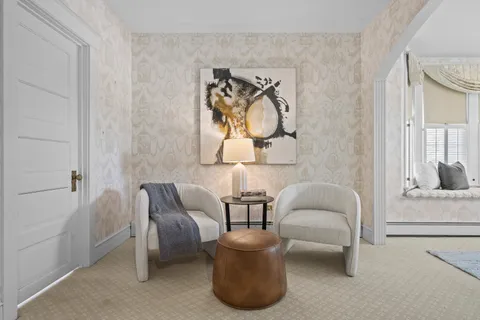 $1,199,000 | 399 East Deerpath Road, Lake Forest, IL 60045