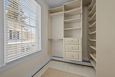 $1,199,000 | 399 East Deerpath Road, Lake Forest, IL 60045