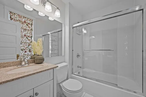 $1,199,000 | 399 East Deerpath Road, Lake Forest, IL 60045