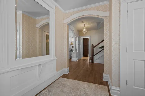 $1,199,000 | 399 East Deerpath Road, Lake Forest, IL 60045