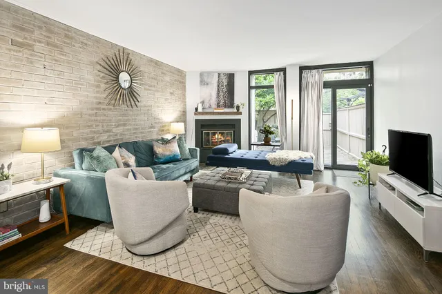 $669,000 | 361 N Street Southwest, Unit 361, Washington, DC 20024