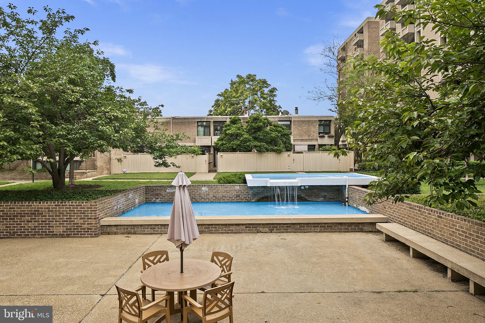 361 N Street Southwest, Unit 361 Washington, DC 20024 - Photo 23 of 27 Mid century fountain