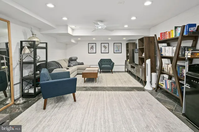 $669,000 | 361 N Street Southwest, Unit 361, Washington, DC 20024