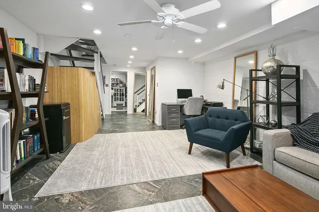 $669,000 | 361 N Street Southwest, Unit 361, Washington, DC 20024