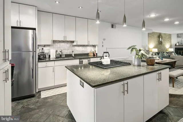 $669,000 | 361 N Street Southwest, Unit 361, Washington, DC 20024