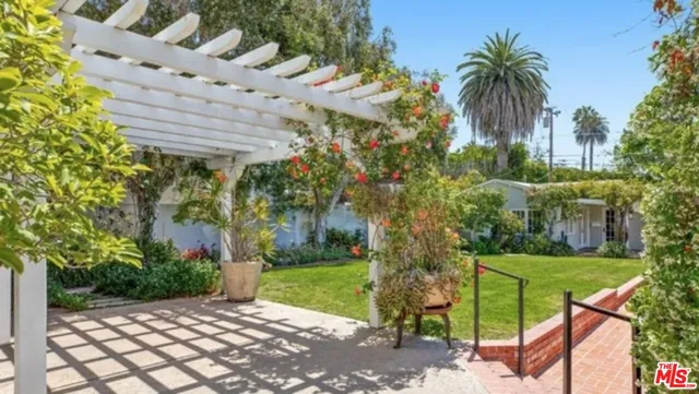 $22,500 | 426 Georgina Avenue, Santa Monica, CA 90402