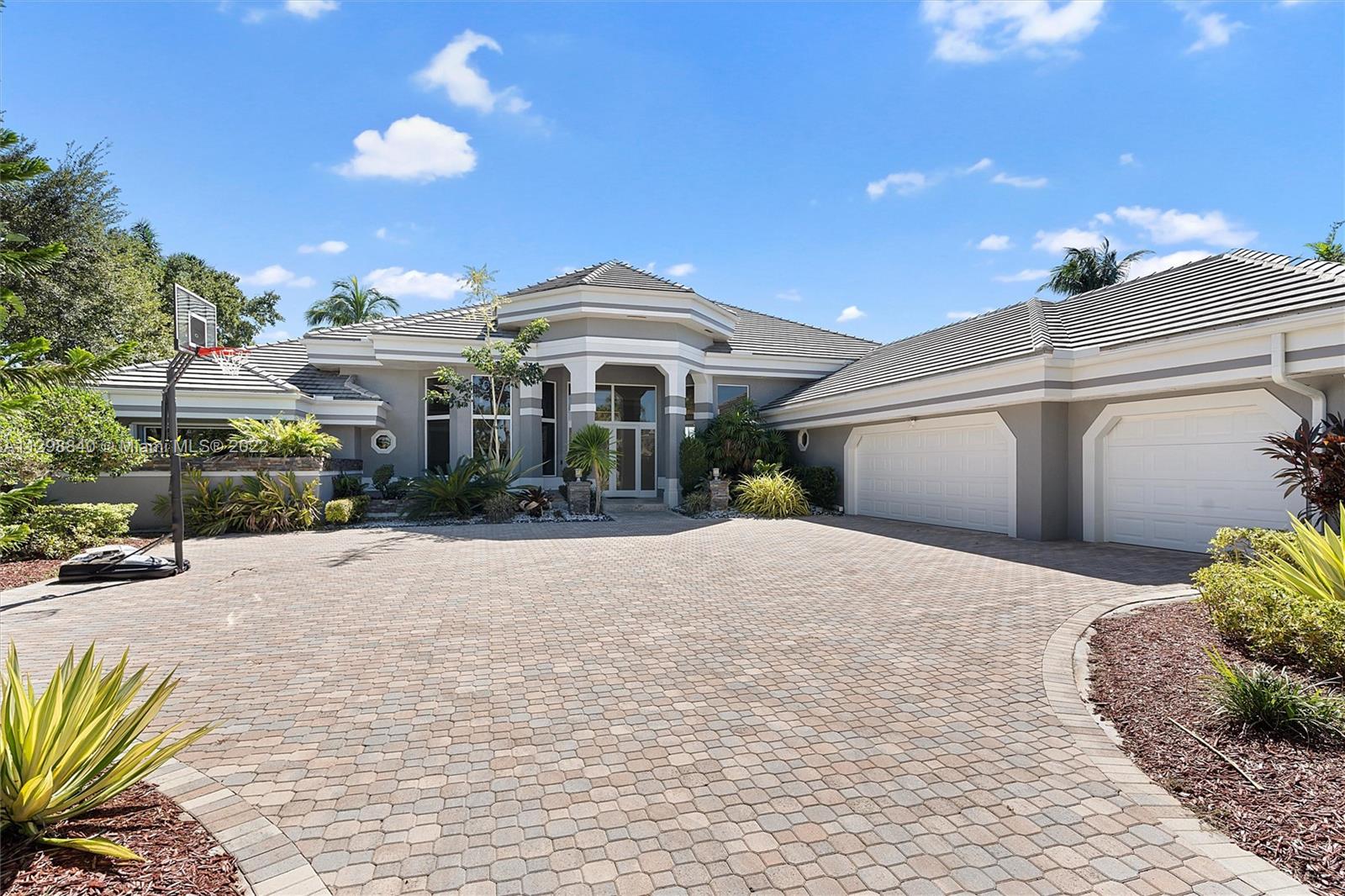 3088 Birkdale Drive Weston, FL 33332 - Photo 2 of 51