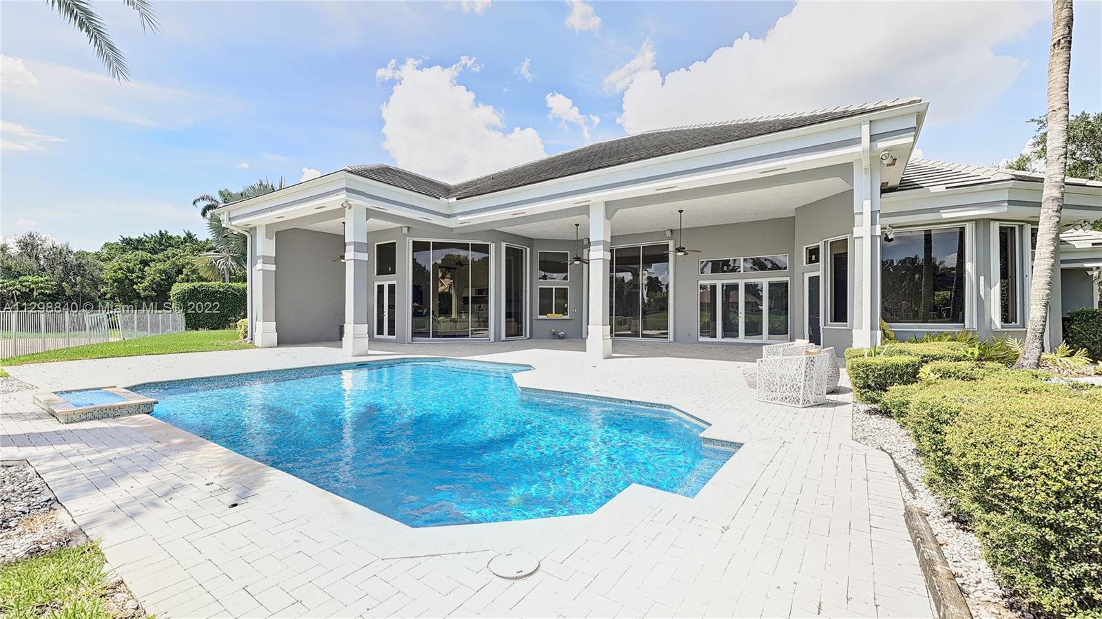 3088 Birkdale Drive Weston, FL 33332 - Photo 7 of 51