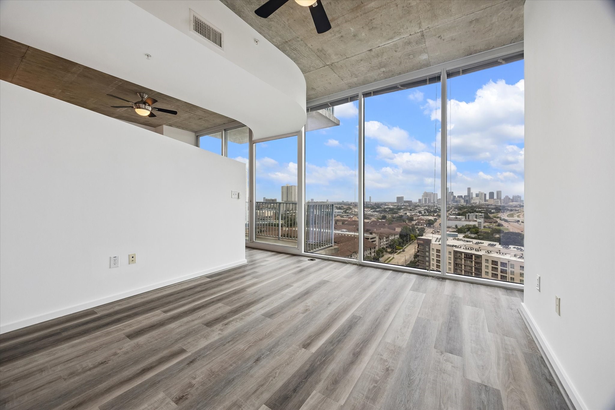 5925 Almeda Road, Unit 11615 Houston, TX 77004 - Photo 16 of 23