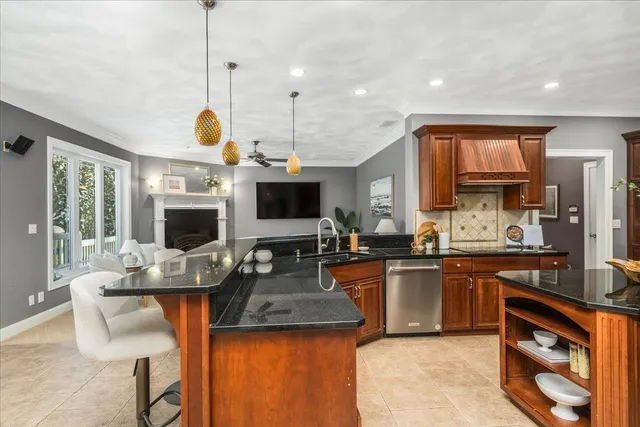 $1,099,000 | 10 North View Terrace, Hooksett, NH 03106