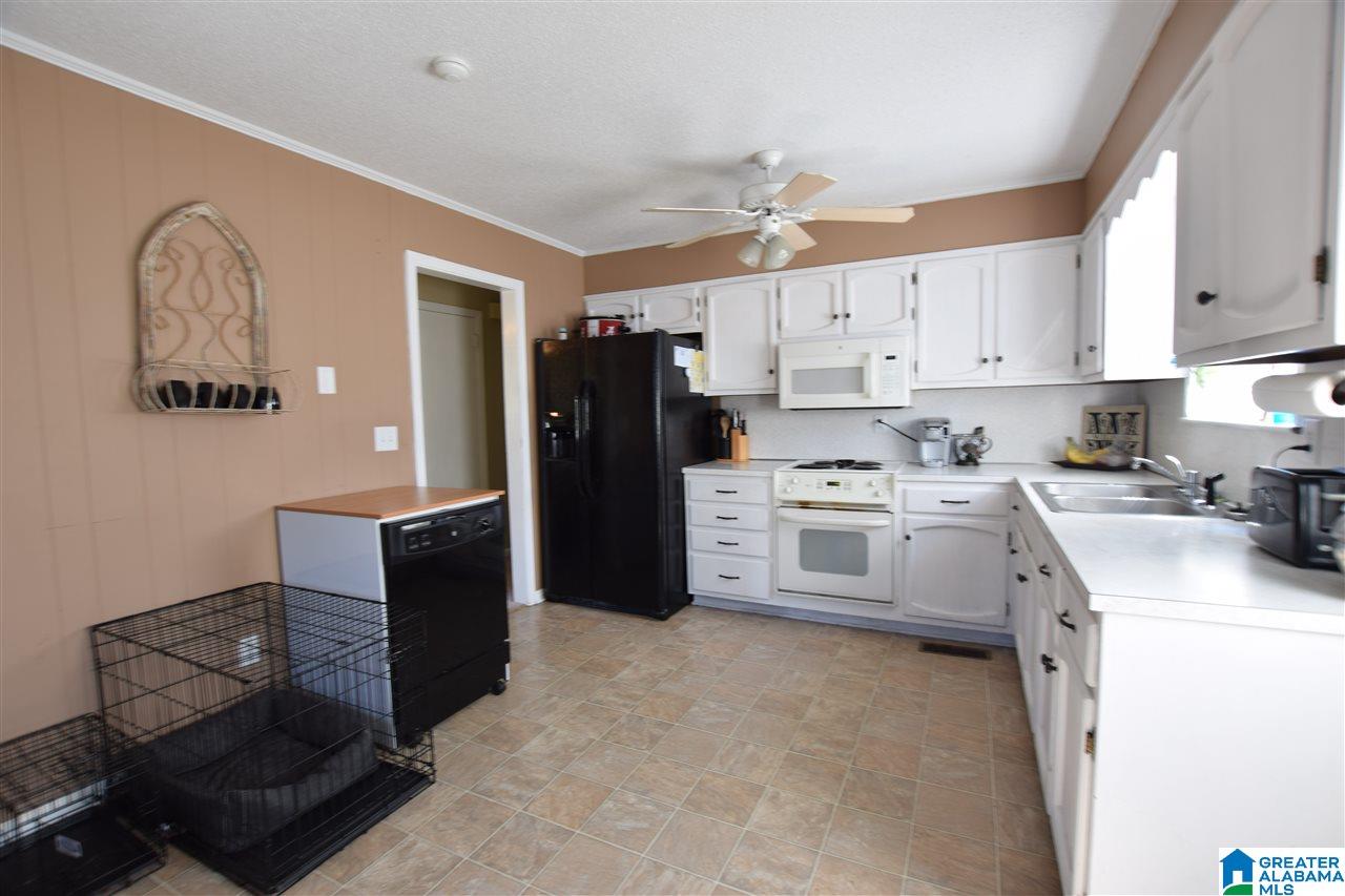 2264 Spring Street Gardendale, AL 35071 - Photo 10 of 29