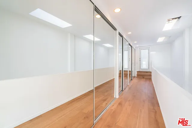 $4,495,000 | 3711 Ocean Front Walk, Unit 3, Marina del Rey, CA 90292