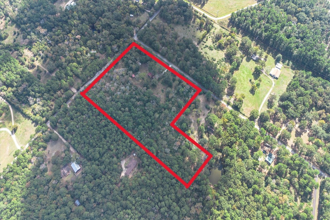 22868 Henson Road Montgomery, TX 77356 - Photo 3 of 9 a view of a small park