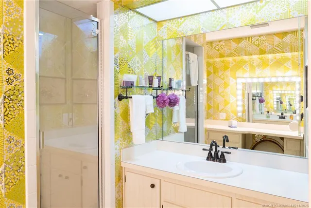 $1,197,333 | 3360 Southeast Golf Trail, Stuart, FL 34997