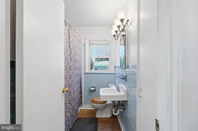 $200,000 | 11 North Maple Avenue, Ridgely, MD 21660