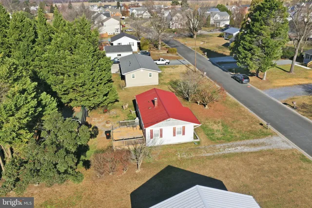 $200,000 | 11 North Maple Avenue, Ridgely, MD 21660