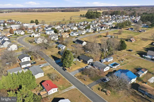 $200,000 | 11 North Maple Avenue, Ridgely, MD 21660