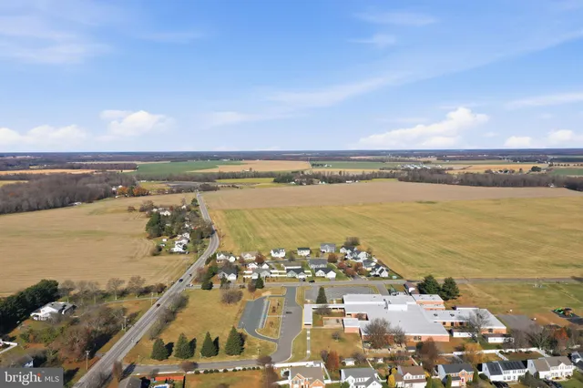 $200,000 | 11 North Maple Avenue, Ridgely, MD 21660