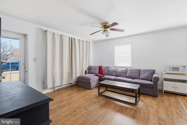 $200,000 | 11 North Maple Avenue, Ridgely, MD 21660