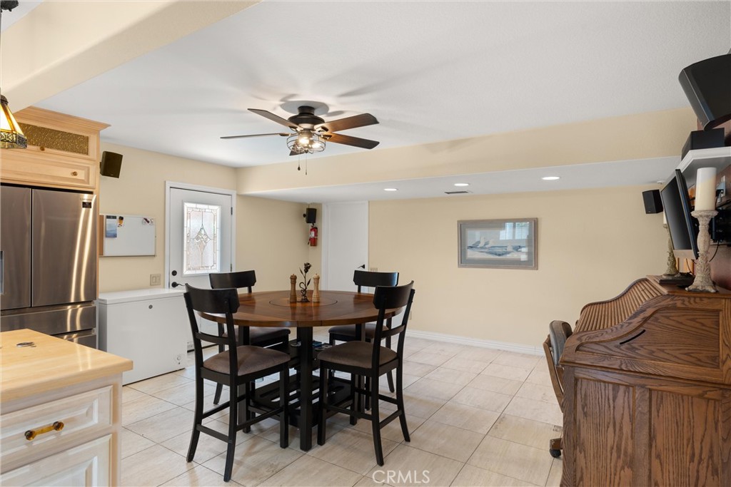 11116 Wayfield Road Riverside, CA 92505 - Photo 19 of 60