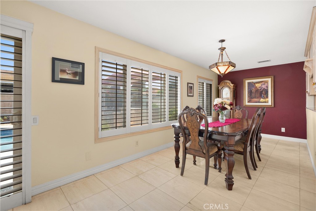 11116 Wayfield Road Riverside, CA 92505 - Photo 22 of 60