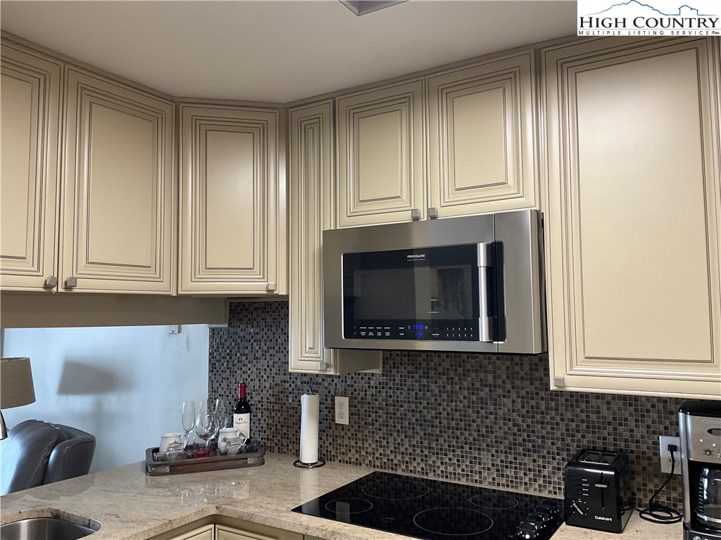 301 Pinnacle Inn Road, Unit 4114 Beech Mountain, NC 28604 - Photo 16 of 30