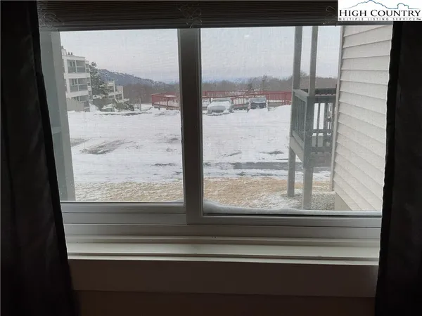 $230,000 | 301 Pinnacle Inn Road, Unit 4114, Beech Mountain, NC 28604