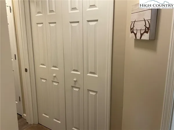 $230,000 | 301 Pinnacle Inn Road, Unit 4114, Beech Mountain, NC 28604