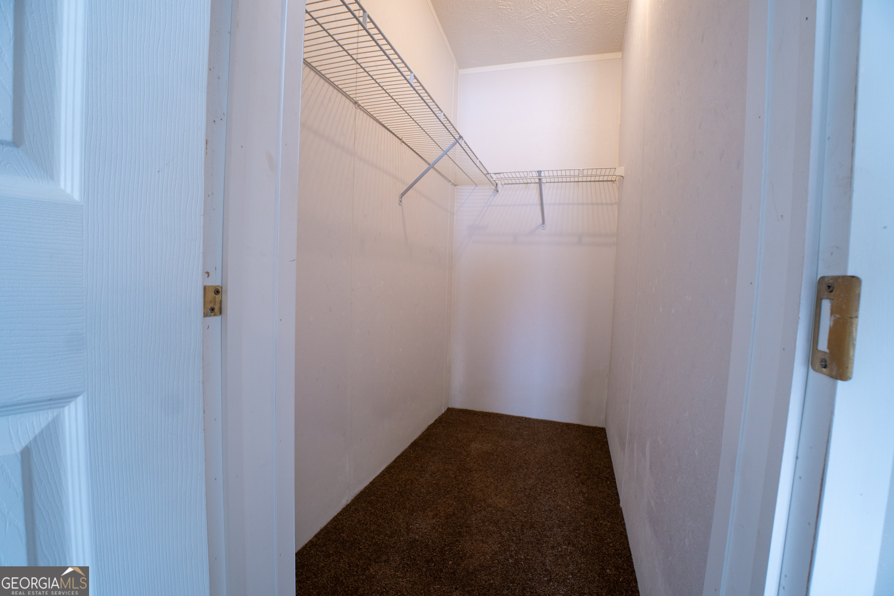 1100 Sapp Road Dry Branch, GA 31020 - Photo 21 of 54 a view of a small space