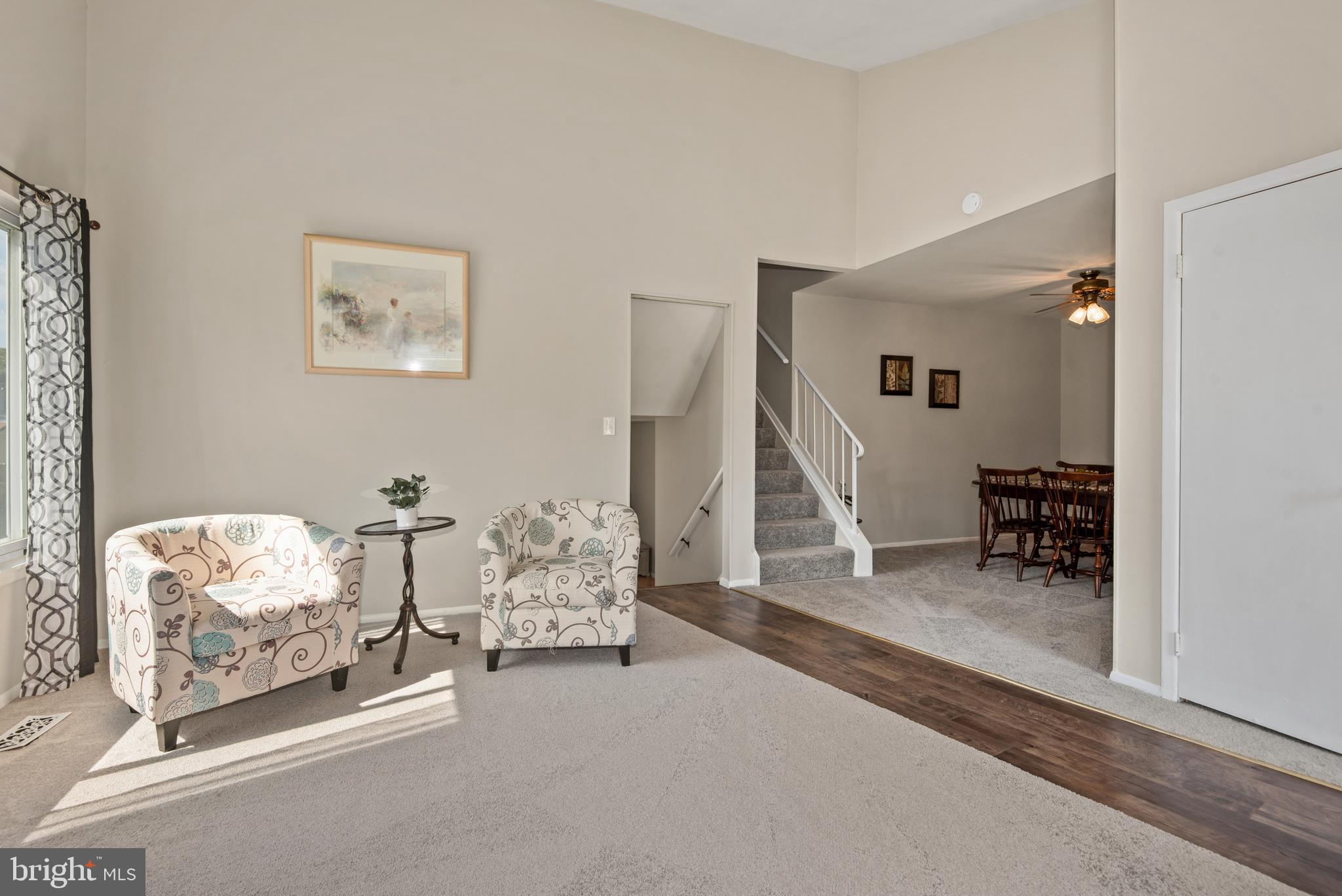 356 Laburnum Road Edgewood, MD 21040 - Photo 7 of 37 a living room with furniture