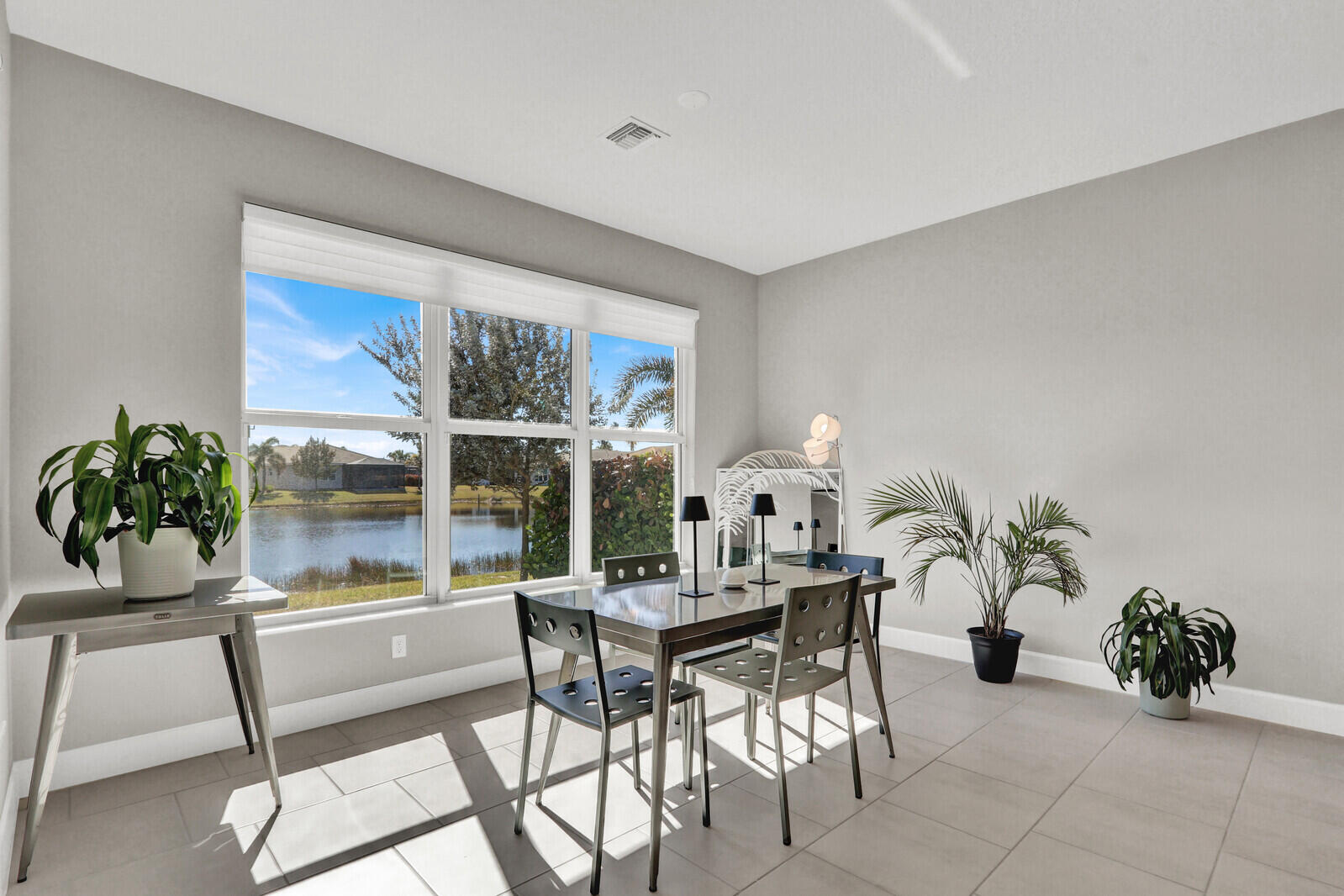 13246 Southwest Blue River Road Port St. Lucie, FL 34987 - Photo 15 of 61 Dining room view