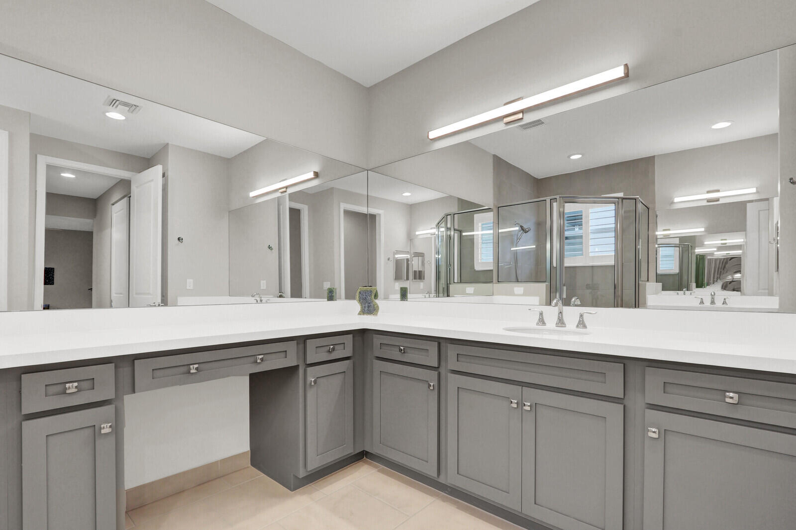 13246 Southwest Blue River Road Port St. Lucie, FL 34987 - Photo 29 of 61 Primary bathroom