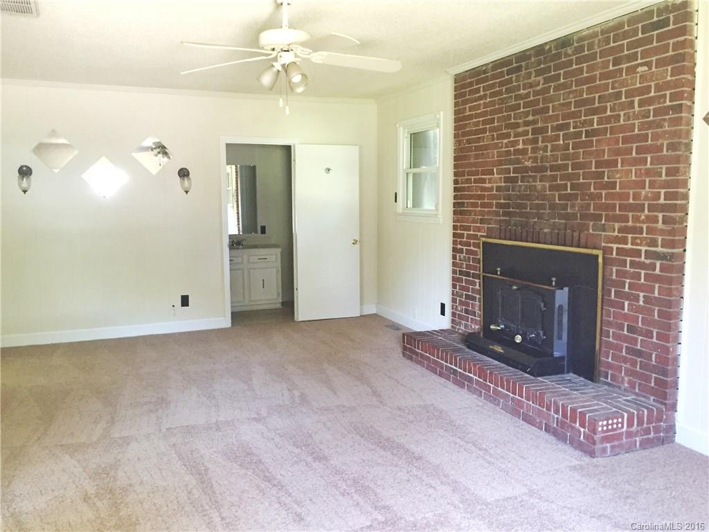 762 Briarcliff Road Rock Hill, SC 29730 - Photo 3 of 12 Gallery Image 3