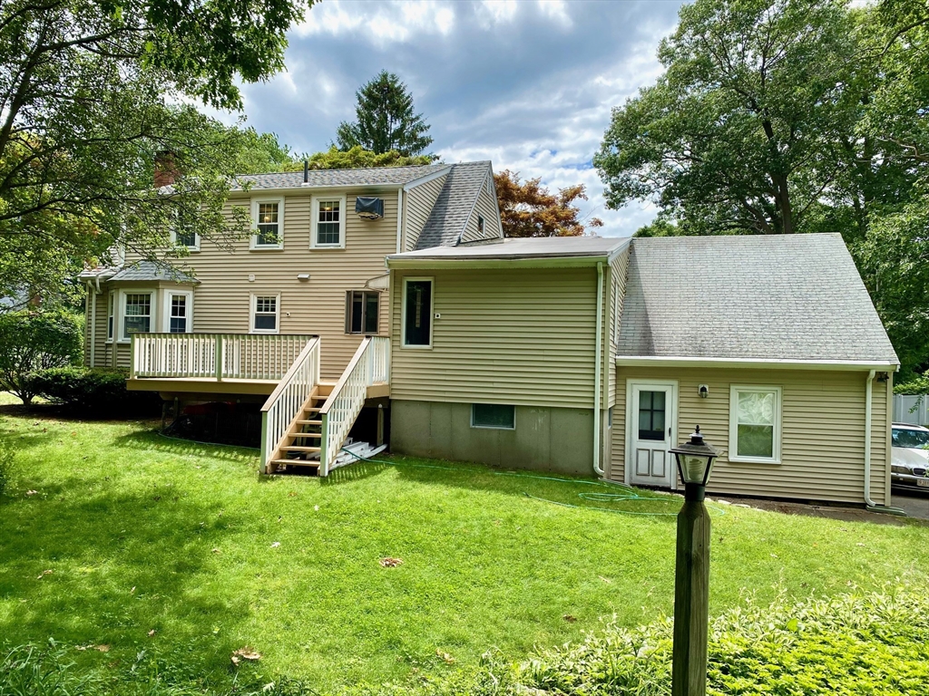 69 Nash Road Weymouth, MA 02190 - Photo 4 of 42 Gallery Image 4
