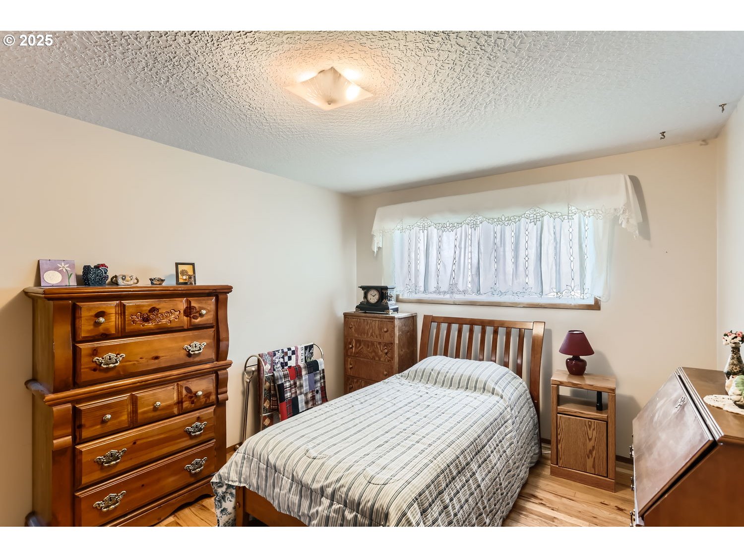 1674 Umpqua Road Woodburn, OR 97071 - Photo 8 of 10 Gallery Image 8