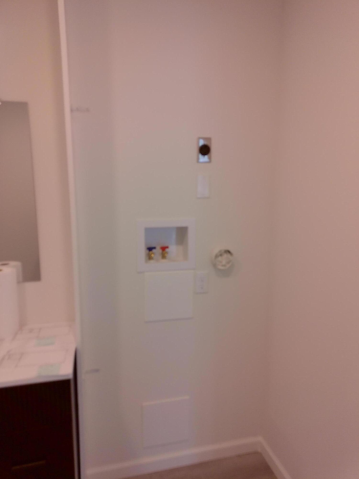 5668 Tennessee 58 Decatur, TN 37322 - Photo 17 of 24 a bathroom with a shower