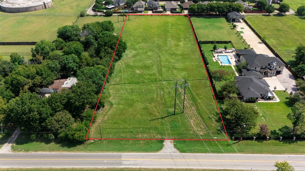 1707 Mesquite Valley Road Mesquite, TX 75149 - Photo 5 of 6 an aerial view of a football ground