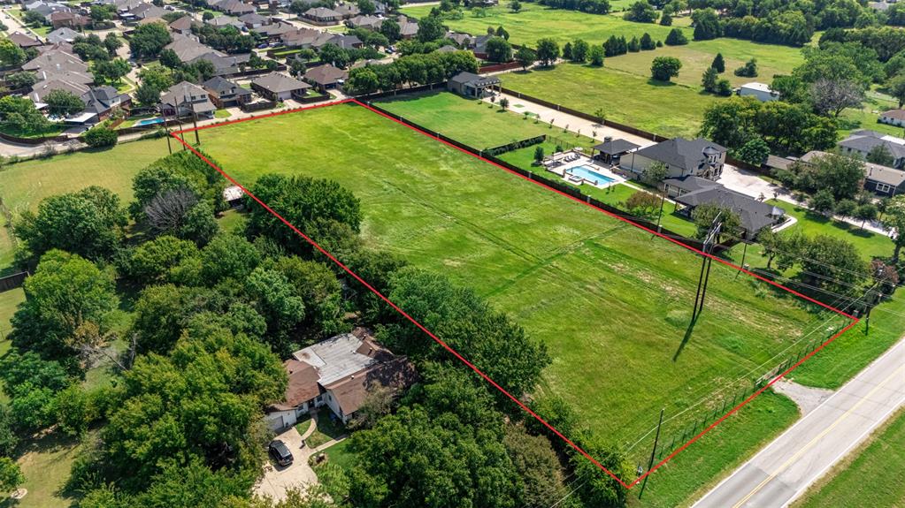 1707 Mesquite Valley Road Mesquite, TX 75149 - Photo 6 of 6 an aerial view of tennis court
