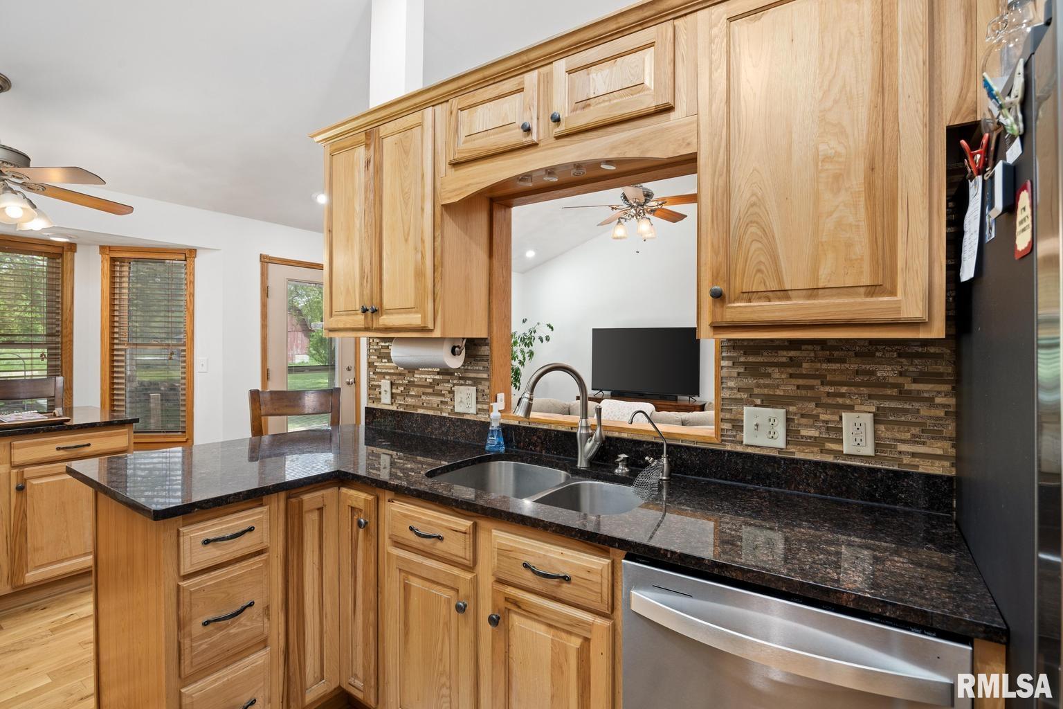 8620 Velma Road Hopedale, IL 61747 - Photo 17 of 52
