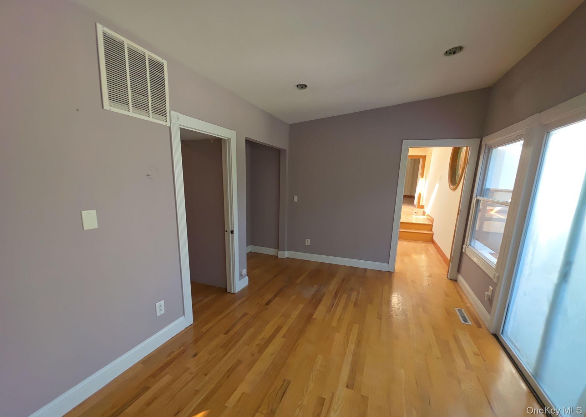 549 Woodbury Road Cold Spring Harbor, NY 11724 - Photo 21 of 29 Gallery Image 21