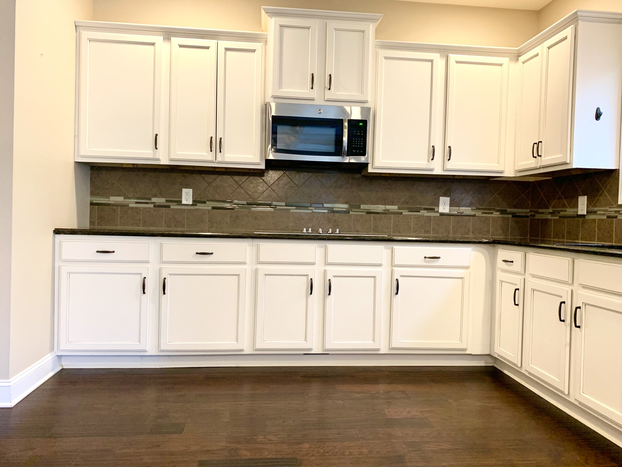 117 Blue Hole Road Clarksville, TN 37042 - Photo 8 of 38