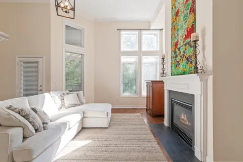 $400,000 | 320 Old Hickory Boulevard, Unit 2206, Nashville, TN 37221