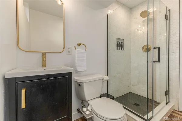 $450,000 | 7240 Avrum Drive, Denver, CO 80221